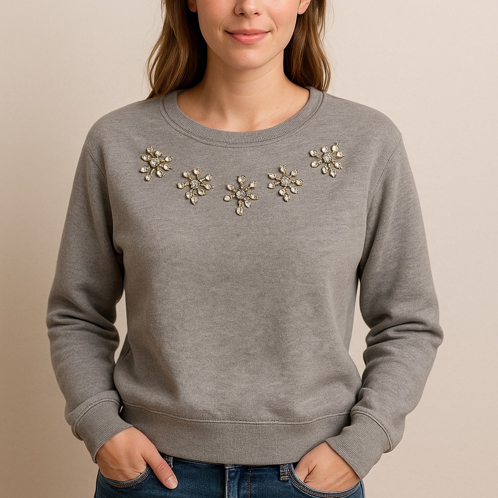 Hollister Gray Rhinestone Sweatshirt | Size M
